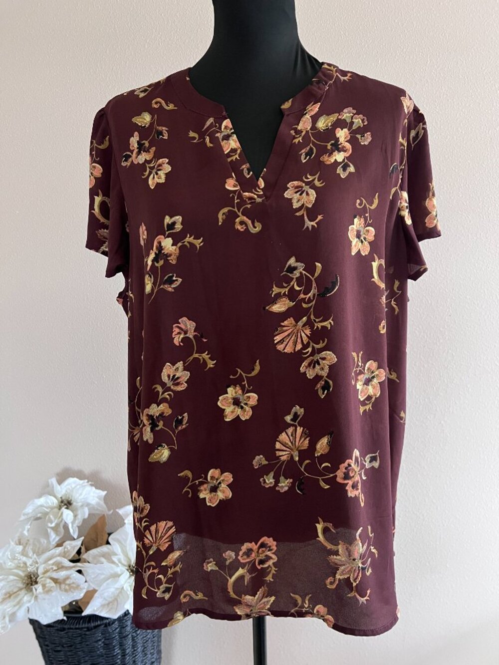 Maurices Atwood Flutter Sleeve Top Blouse - Size 1X -Burgundy and Gold Floral